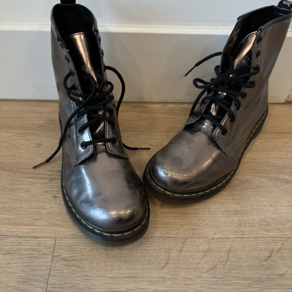 COPY - Dr martens size 8 woman silver